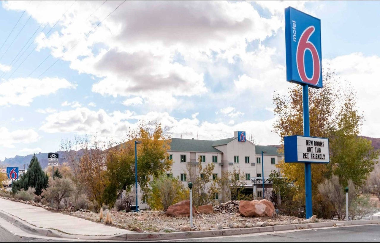 Wolfe'S Moab, Adult Only Hotel Εξωτερικό φωτογραφία